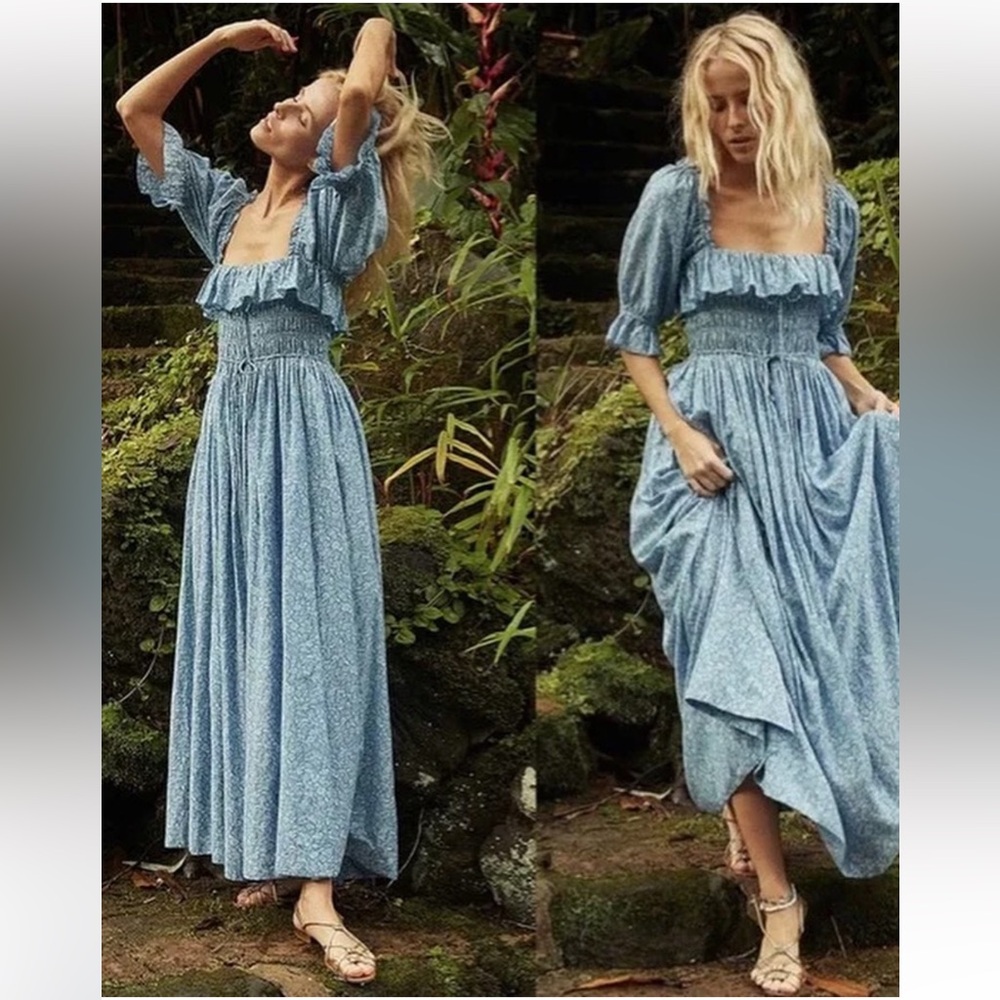 Doen Sol dress in blue garden bloom xs